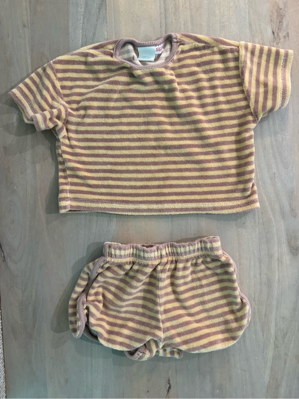 Zara - size 4 Terry Striped Set